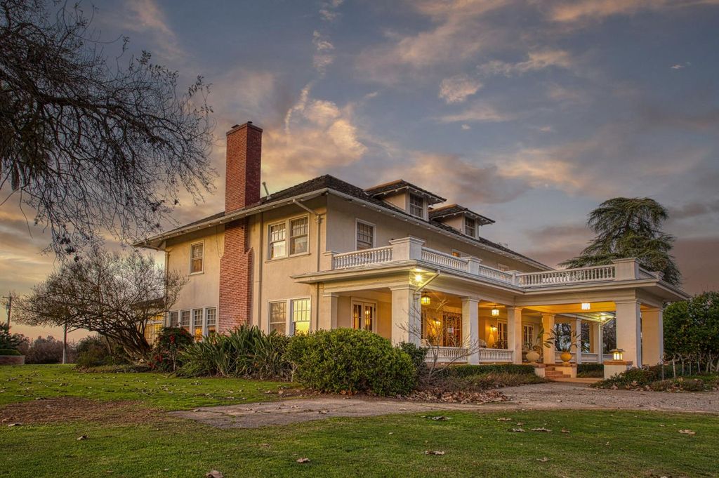 9486 E Lincoln Avenue, Del Rey, CA 93616