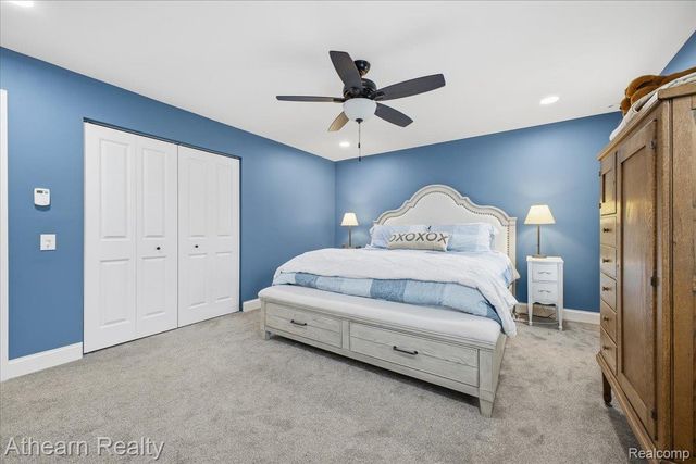 1412 Meadow Green Lane, Linden, MI 48451