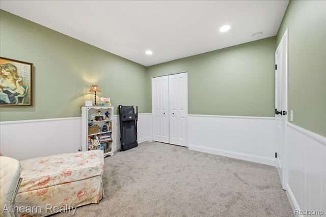 1412 Meadow Green Lane, Linden, MI 48451