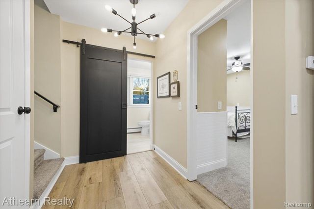 1412 Meadow Green Lane, Linden, MI 48451