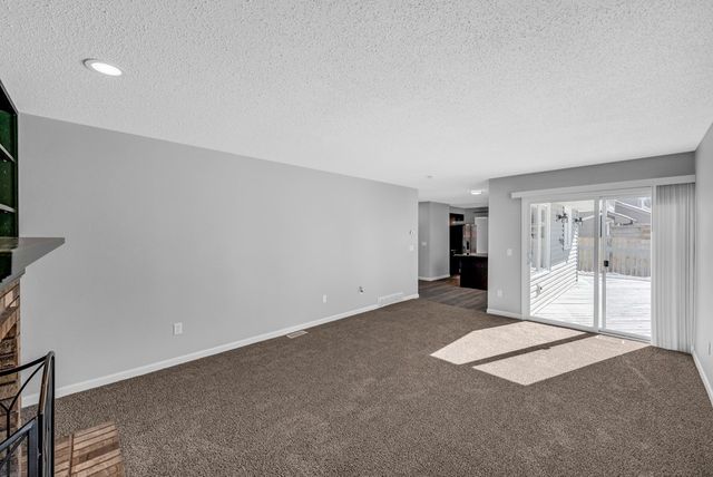 4016 Patricia Drive, Urbandale, IA 50322