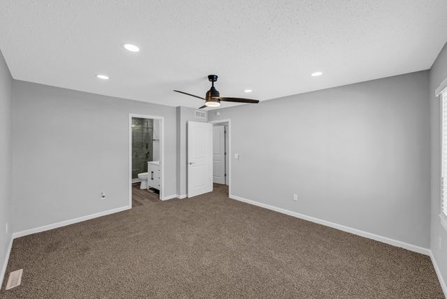 4016 Patricia Drive, Urbandale, IA 50322