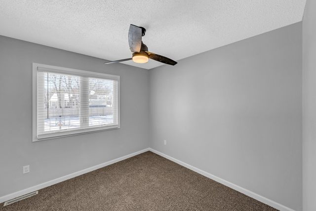 4016 Patricia Drive, Urbandale, IA 50322
