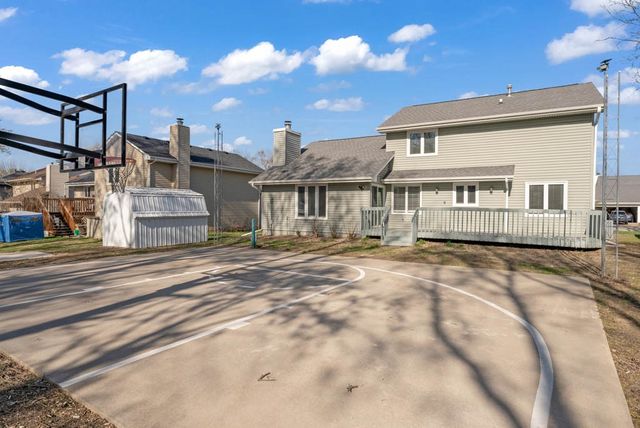 4016 Patricia Drive, Urbandale, IA 50322