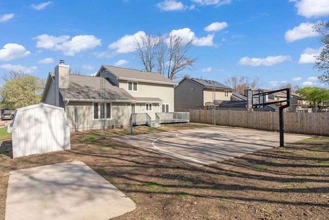 4016 Patricia Drive, Urbandale, IA 50322