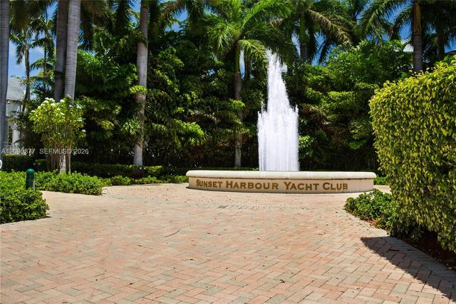 1800 Sunset Harbour Drive 2105, Miami Beach, FL 33139