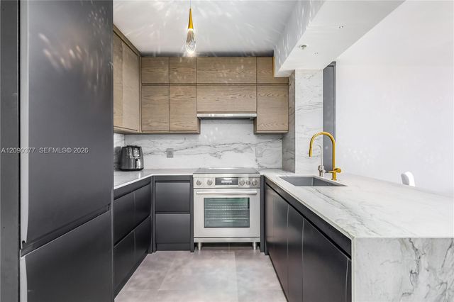 1800 Sunset Harbour Drive 2105, Miami Beach, FL 33139