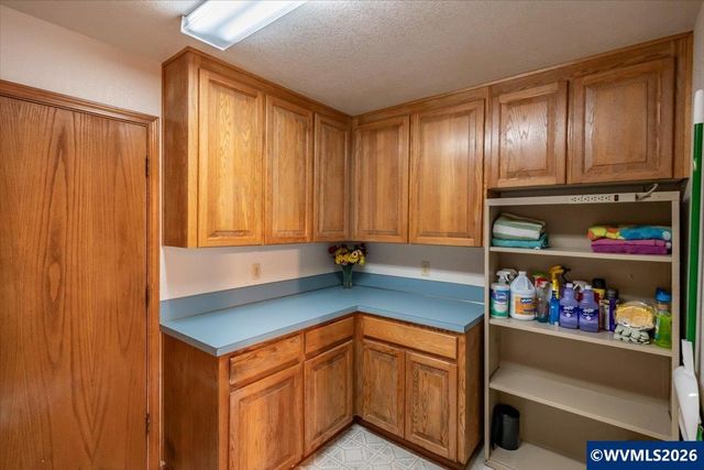 2890 NW Angelica Dr, Corvallis, OR 97330
