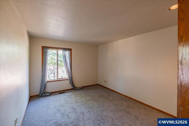 2890 NW Angelica Dr, Corvallis, OR 97330
