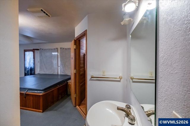 2890 NW Angelica Dr, Corvallis, OR 97330