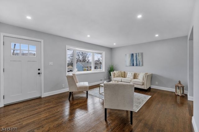 172 Rodney Ave, Franklin Twp., NJ 08873