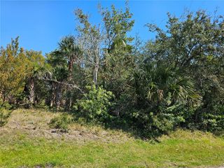 8 CENTRAL PLACE, Palm Coast, FL 32137