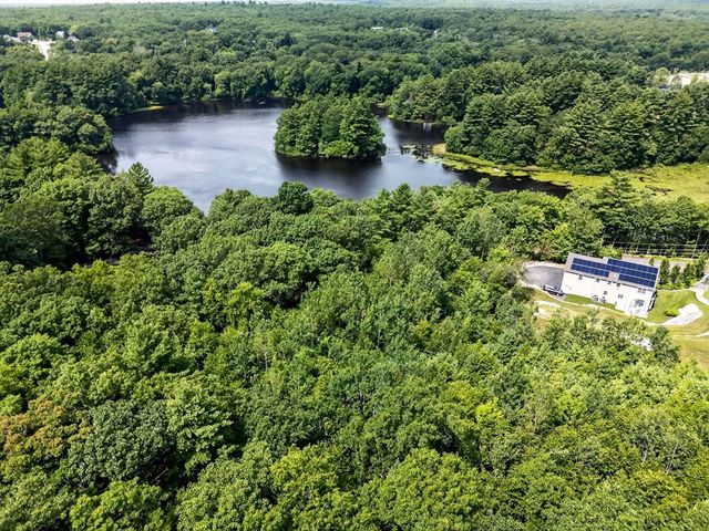 1600 West St, Stoughton, MA 02072