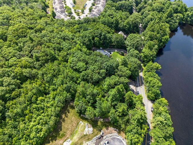 1600 West St, Stoughton, MA 02072