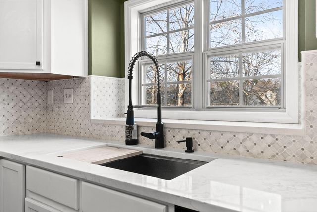 1137 Aldridge Way, Lexington, KY 40515