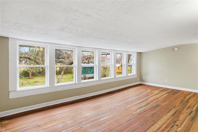 411 Third Street, Dequincy, LA 70633