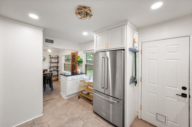 3808 Gaspar Drive, Dallas, TX 75220