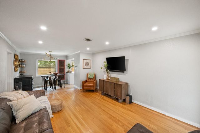 3808 Gaspar Drive, Dallas, TX 75220