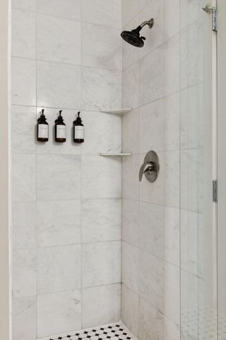 582 Payne Avenue, Saint Paul, MN 55130