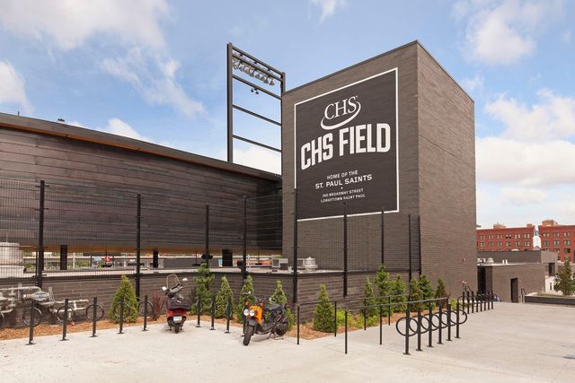 582 Payne Avenue, Saint Paul, MN 55130