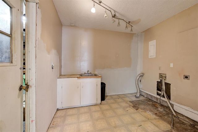 1519 Charles Street, Norman, OK 73069