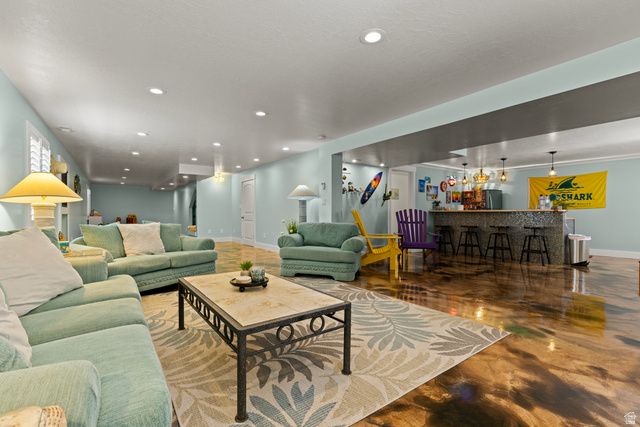 653 W 3550 S, Riverdale, UT 84405