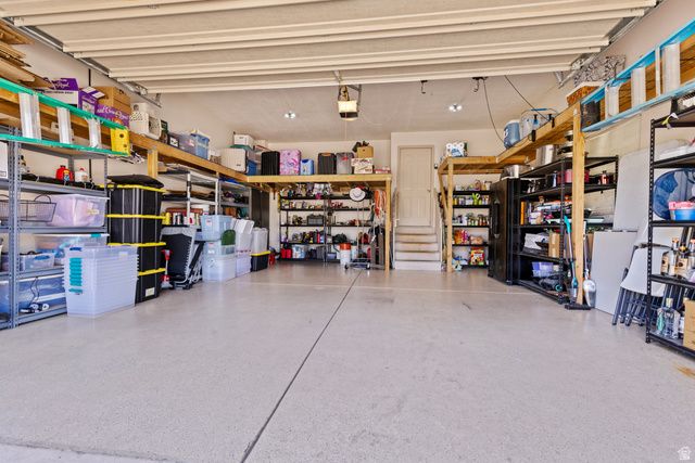 653 W 3550 S, Riverdale, UT 84405