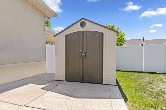653 W 3550 S, Riverdale, UT 84405