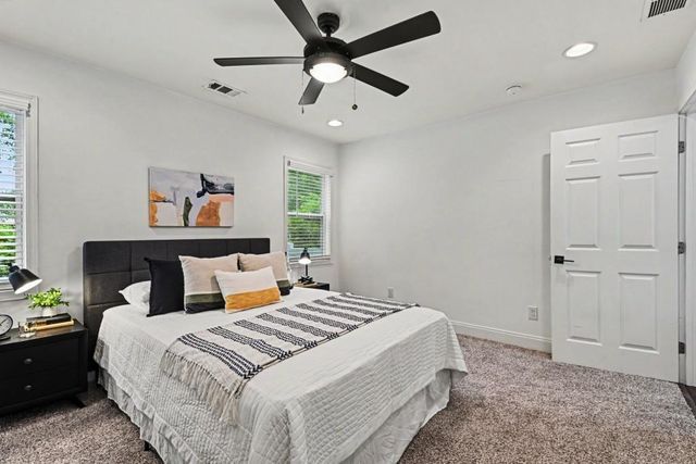 678 Commercial, Atlanta, GA 30318