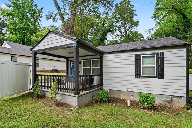 678 Commercial, Atlanta, GA 30318