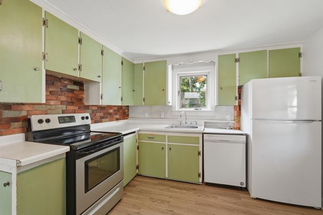 40 Theresa Court, Manchester, NH 03103