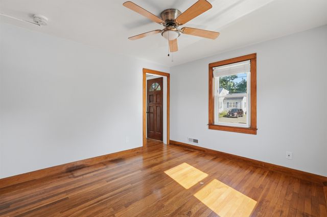 40 Theresa Court, Manchester, NH 03103