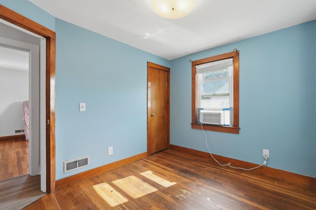 40 Theresa Court, Manchester, NH 03103