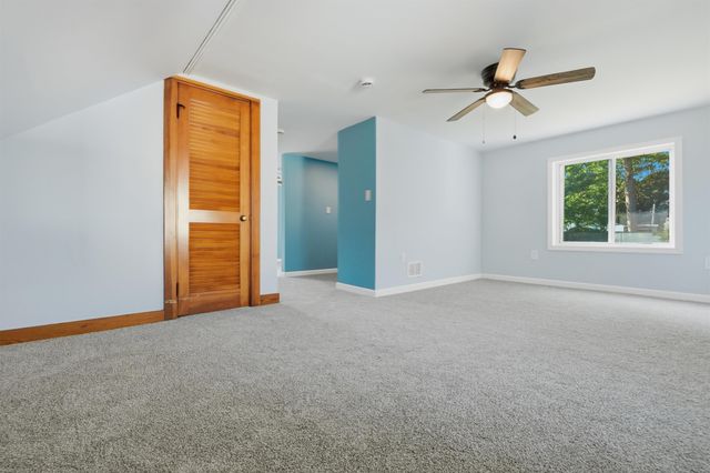 40 Theresa Court, Manchester, NH 03103