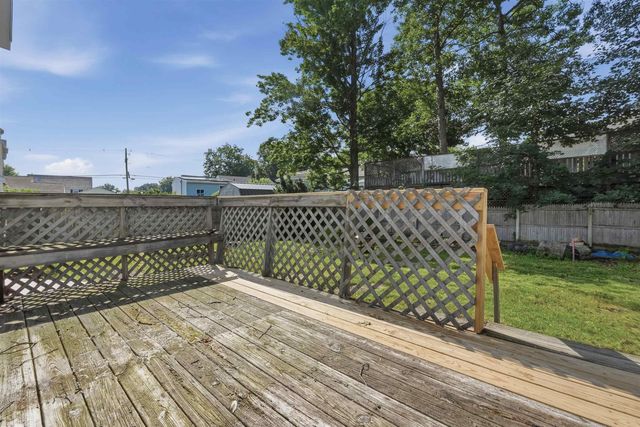 40 Theresa Court, Manchester, NH 03103