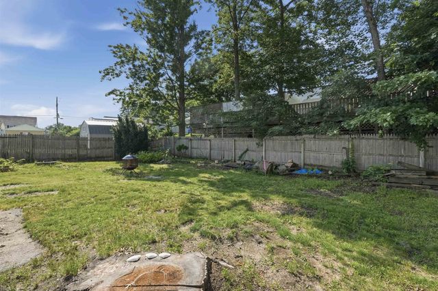 40 Theresa Court, Manchester, NH 03103