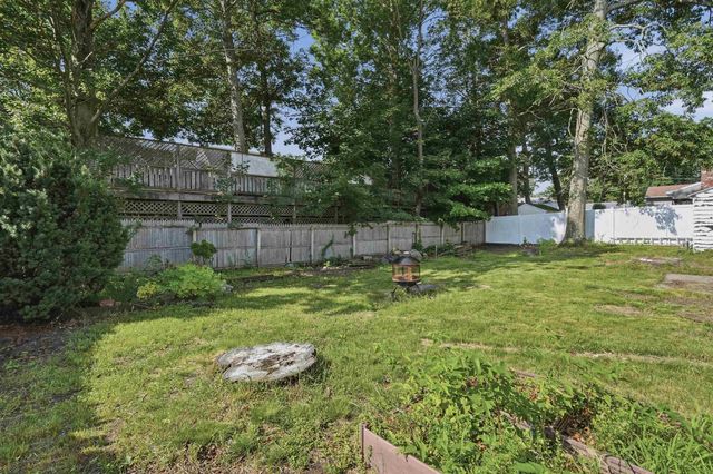 40 Theresa Court, Manchester, NH 03103