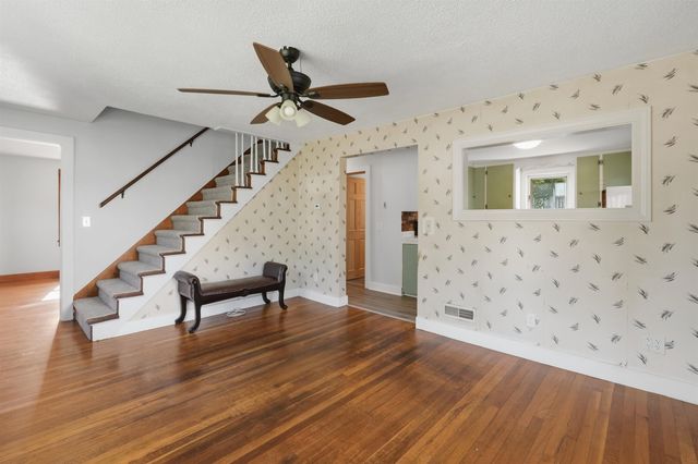 40 Theresa Court, Manchester, NH 03103