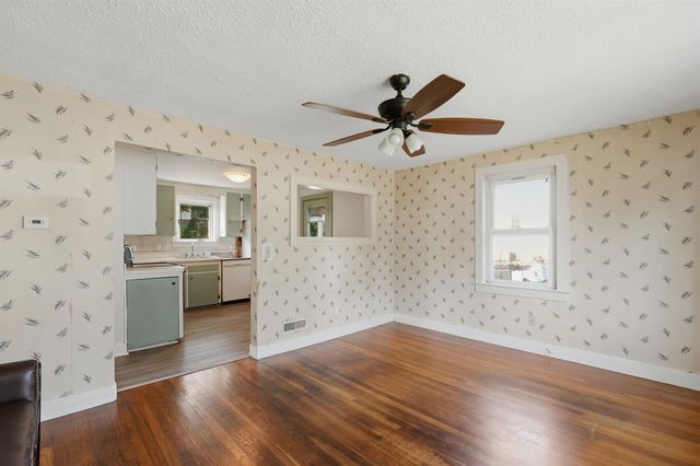 40 Theresa Court, Manchester, NH 03103