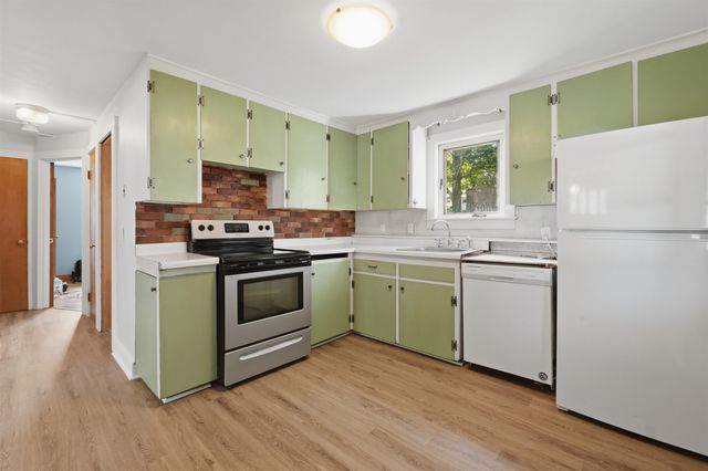 40 Theresa Court, Manchester, NH 03103