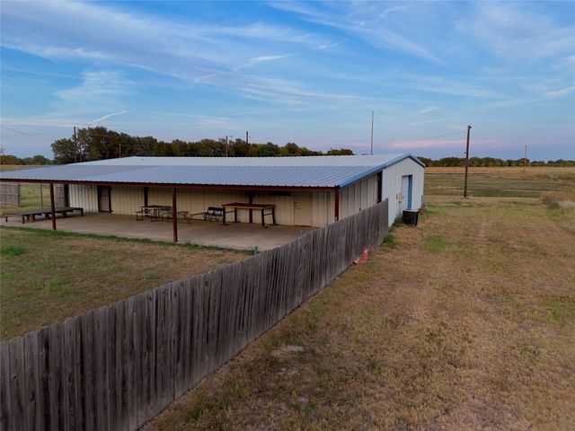 5817 HIGHWAY 11, Commerce, TX 75428