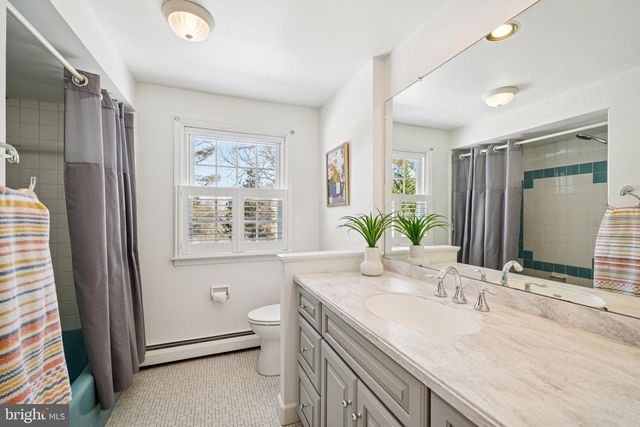 241 MORELAND RD, Huntingdon Valley, PA 19006