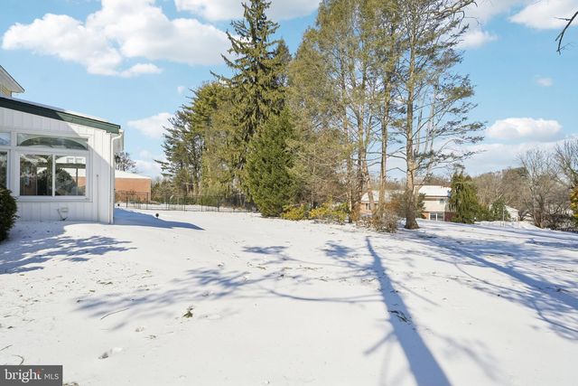 241 MORELAND RD, Huntingdon Valley, PA 19006