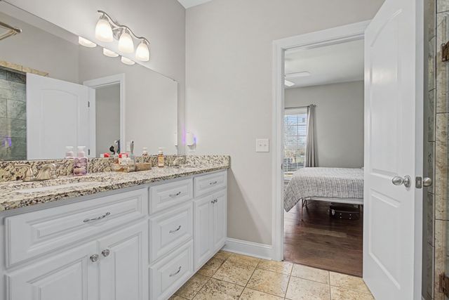 1702 Gordon Ln, Lawrenceburg, TN 38464