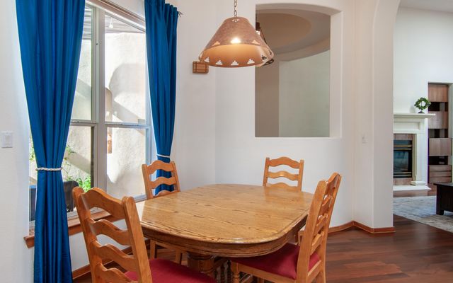 6212 Buffalo Hills Drive NE, Albuquerque, NM 87111