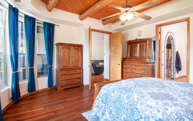 6212 Buffalo Hills Drive NE, Albuquerque, NM 87111