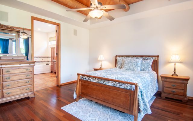 6212 Buffalo Hills Drive NE, Albuquerque, NM 87111