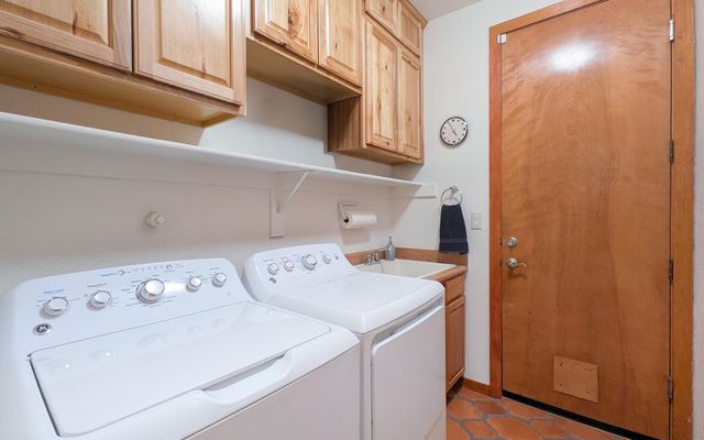 6212 Buffalo Hills Drive NE, Albuquerque, NM 87111