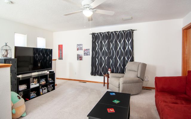 6212 Buffalo Hills Drive NE, Albuquerque, NM 87111