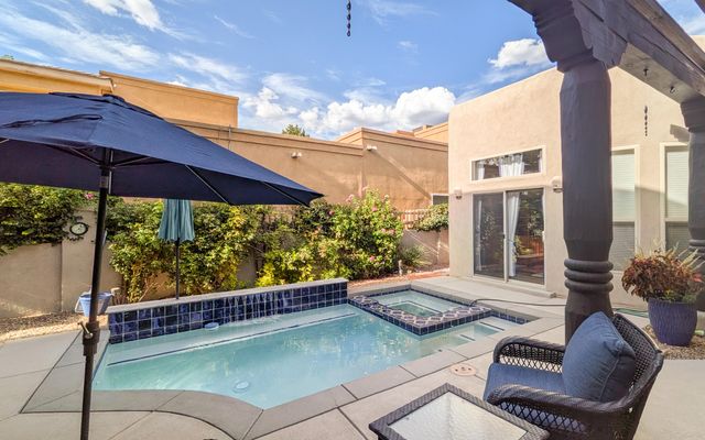 6212 Buffalo Hills Drive NE, Albuquerque, NM 87111